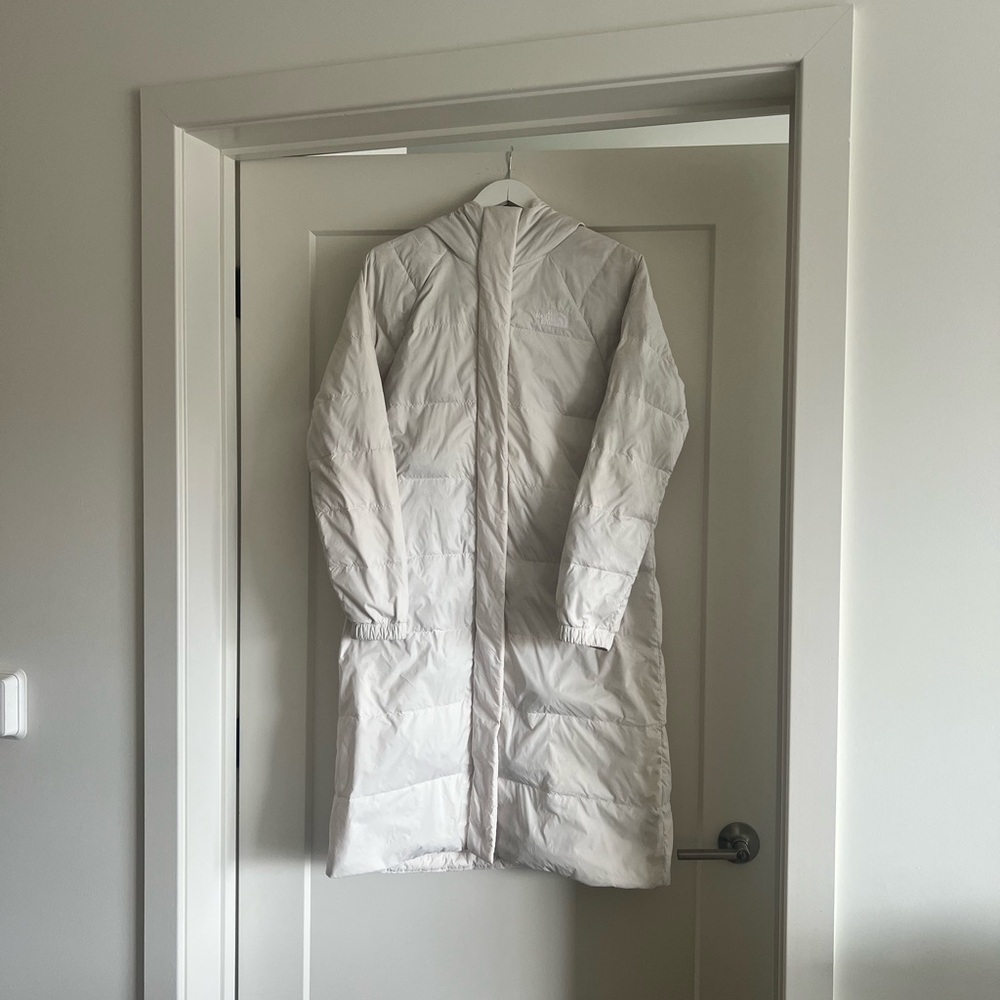 The North Face | Women’s Metropolis Parka | Creme | Women’s Small